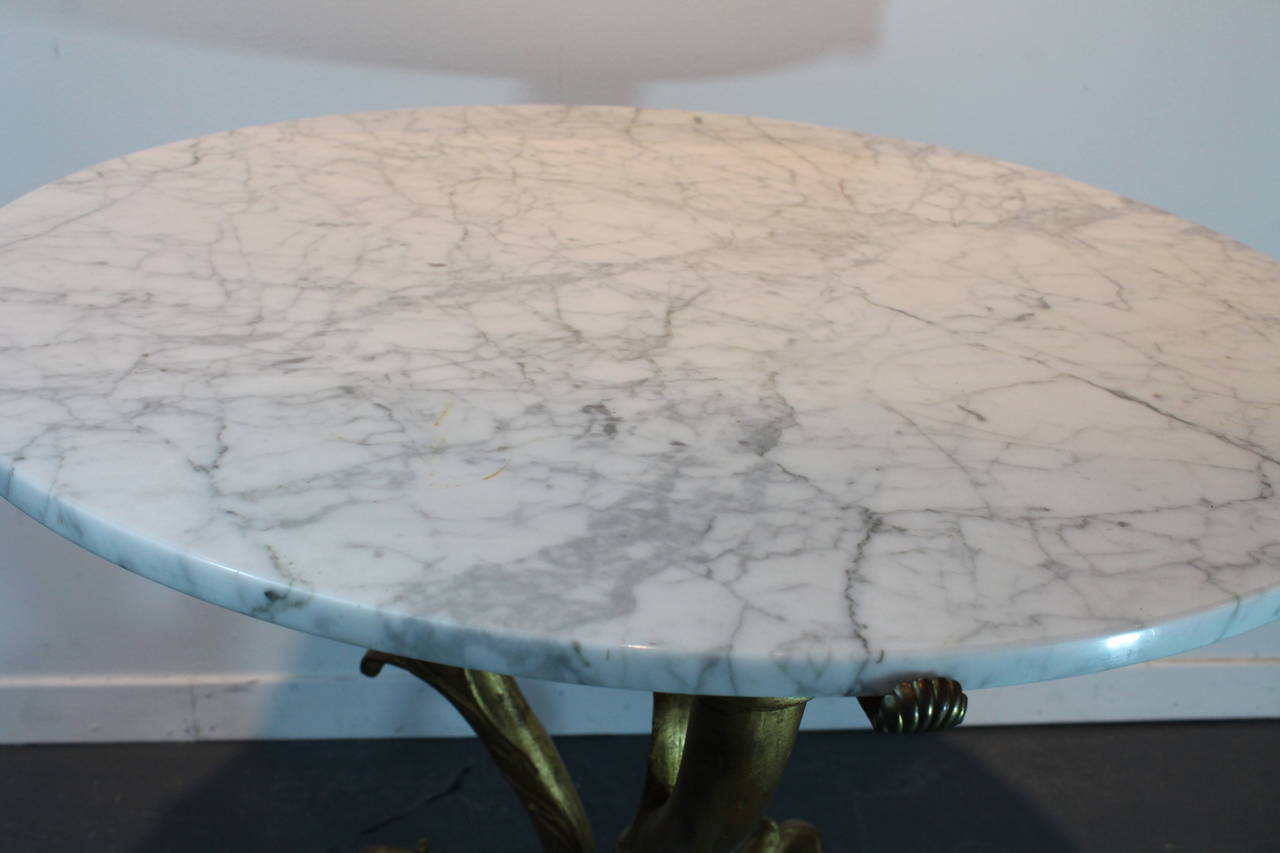 Italian 1950s Hollywood Regency Marble and Gilt Iron Side Table