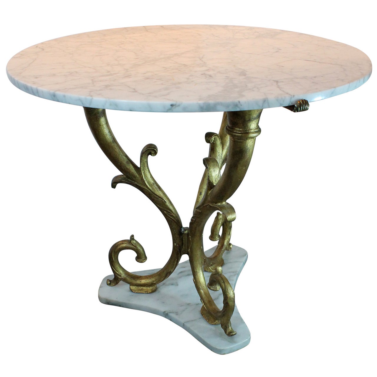 Italian 1950s Hollywood Regency Marble and Gilt Iron Side Table For Sale