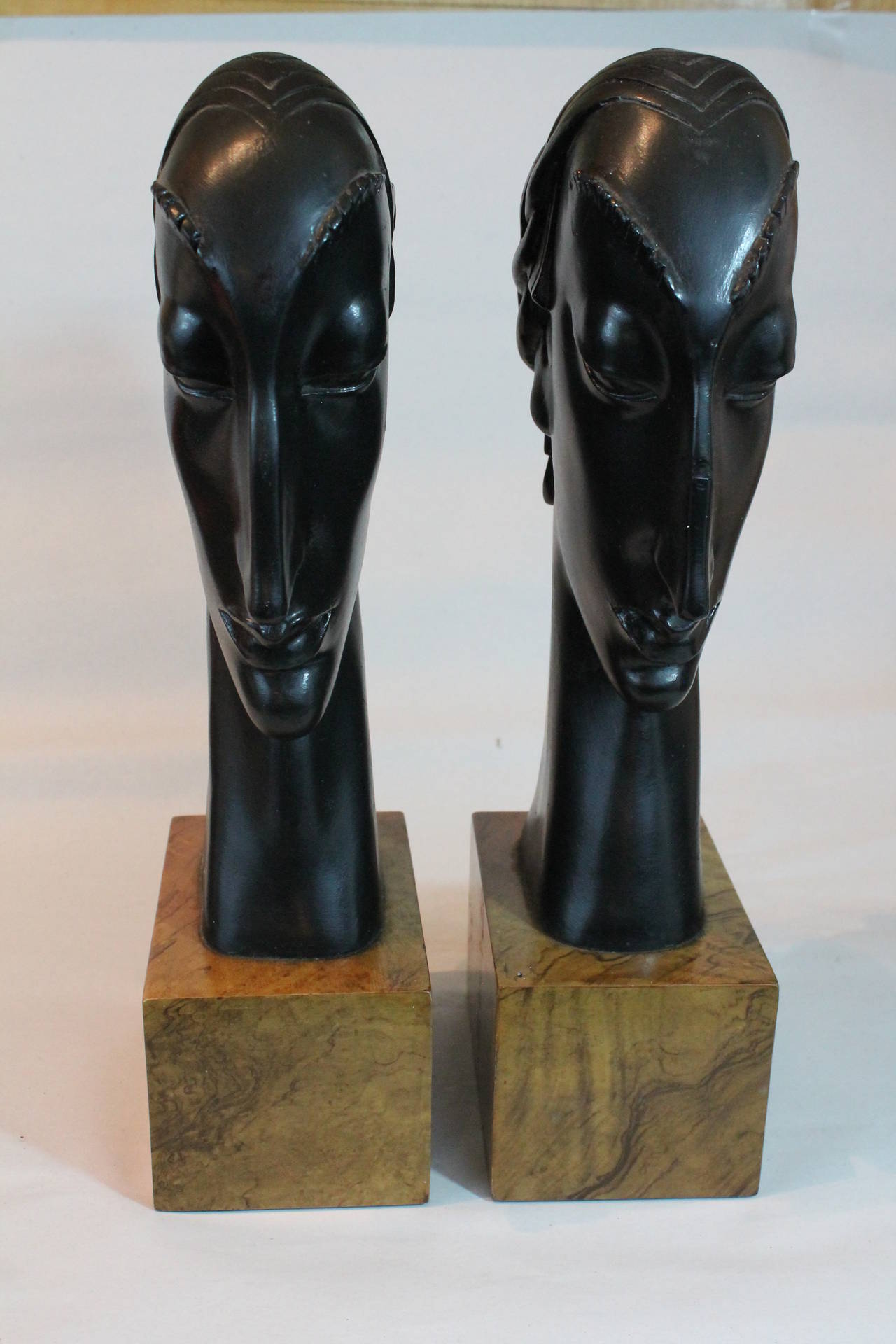 Pair of Art Deco Carved and Ebonized Head Bookends In Good Condition In 3 Oaks, MI