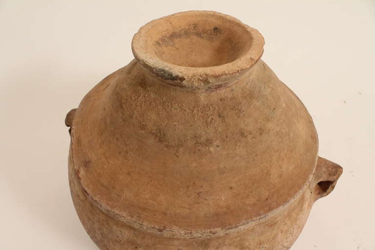 Early 20th Century Djenne Clay Vessel For Sale 6