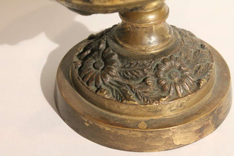 Mid-20th Century Pair of Bronze Art Deco Urns For Sale