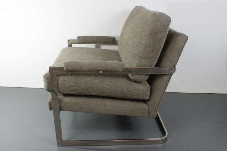 Mid-Century Modern Large Lounge Chair in the Style of Milo Baughman