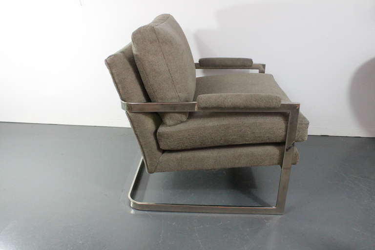 Large Lounge Chair in the Style of Milo Baughman In Excellent Condition In 3 Oaks, MI