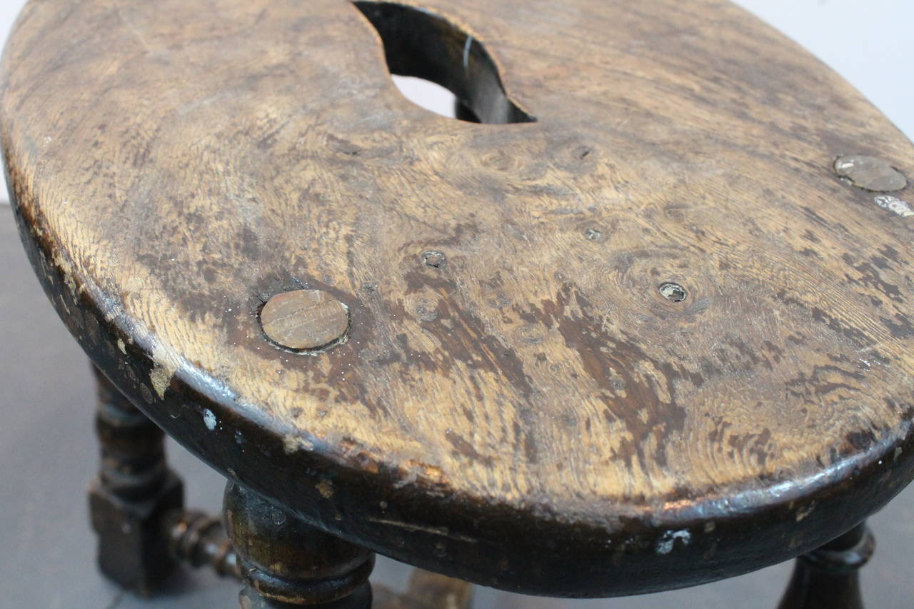 18th Century and Earlier William and Mary Carrying Stool For Sale