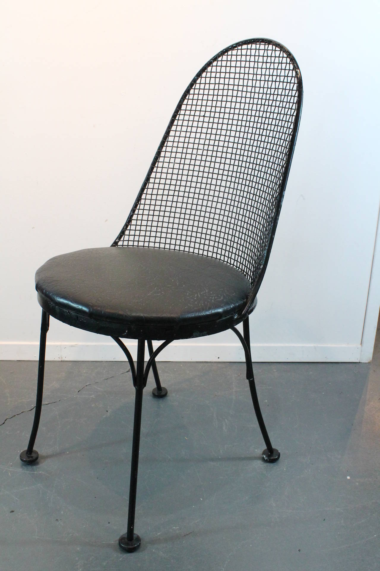 Mid-20th Century Limited Production Woodard Sculptura Chairs For Sale