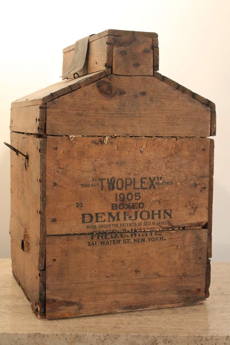 1905 Demijohn Wine Crate In Good Condition In 3 Oaks, MI