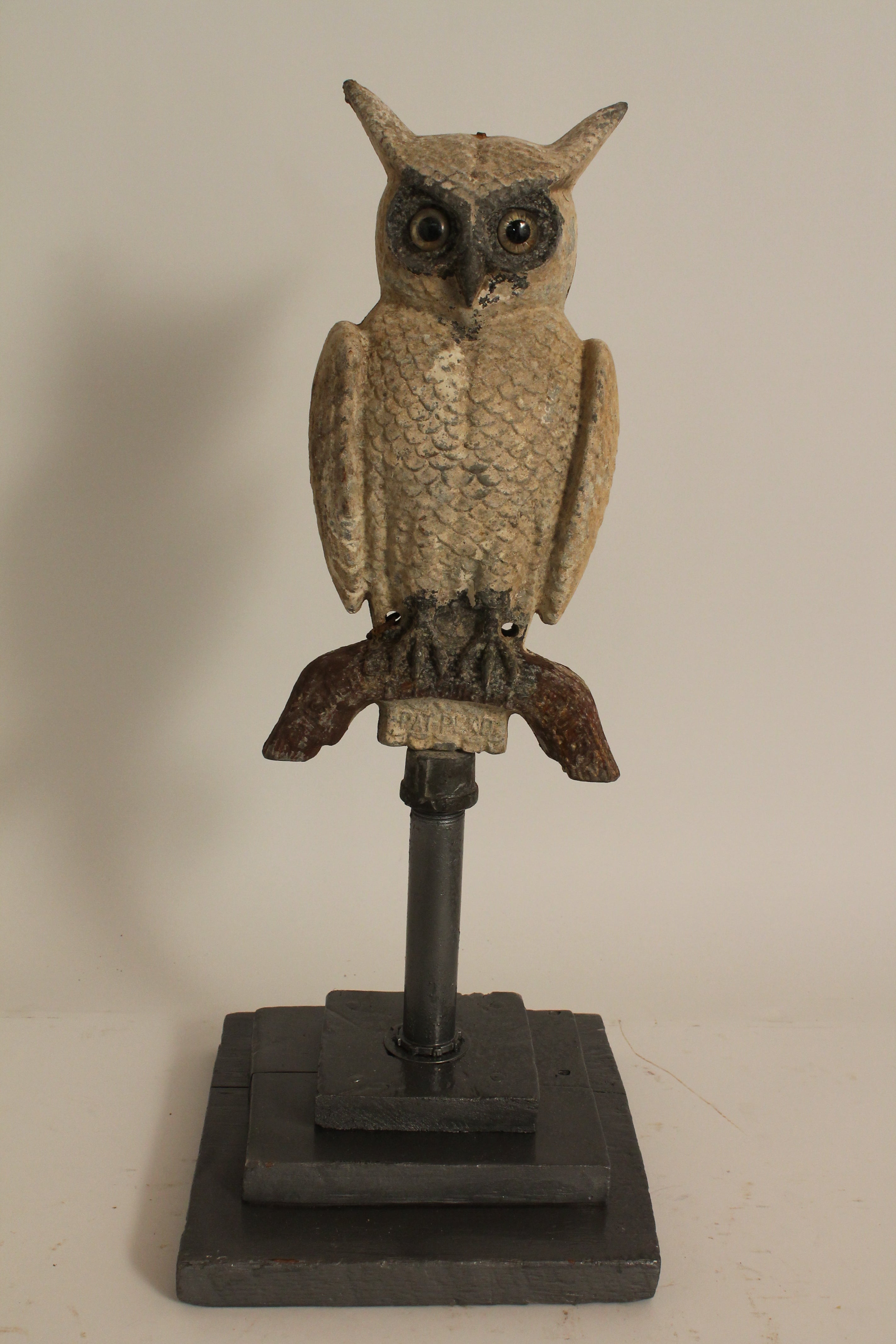 Swisher and Soules Double Sided Owl Decoy