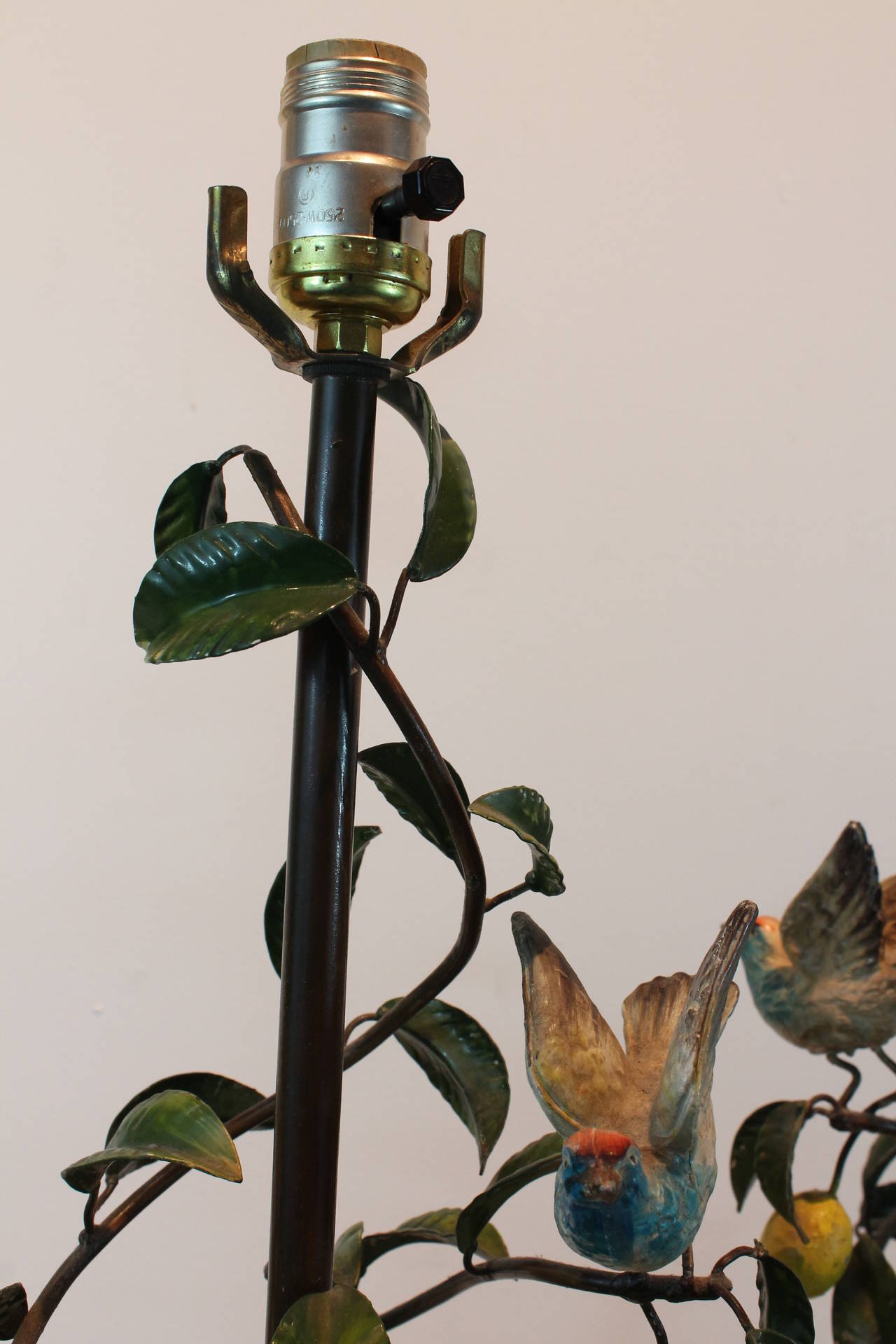 Pair of Italian Tole Birds in Lemon Tree Lamps 5