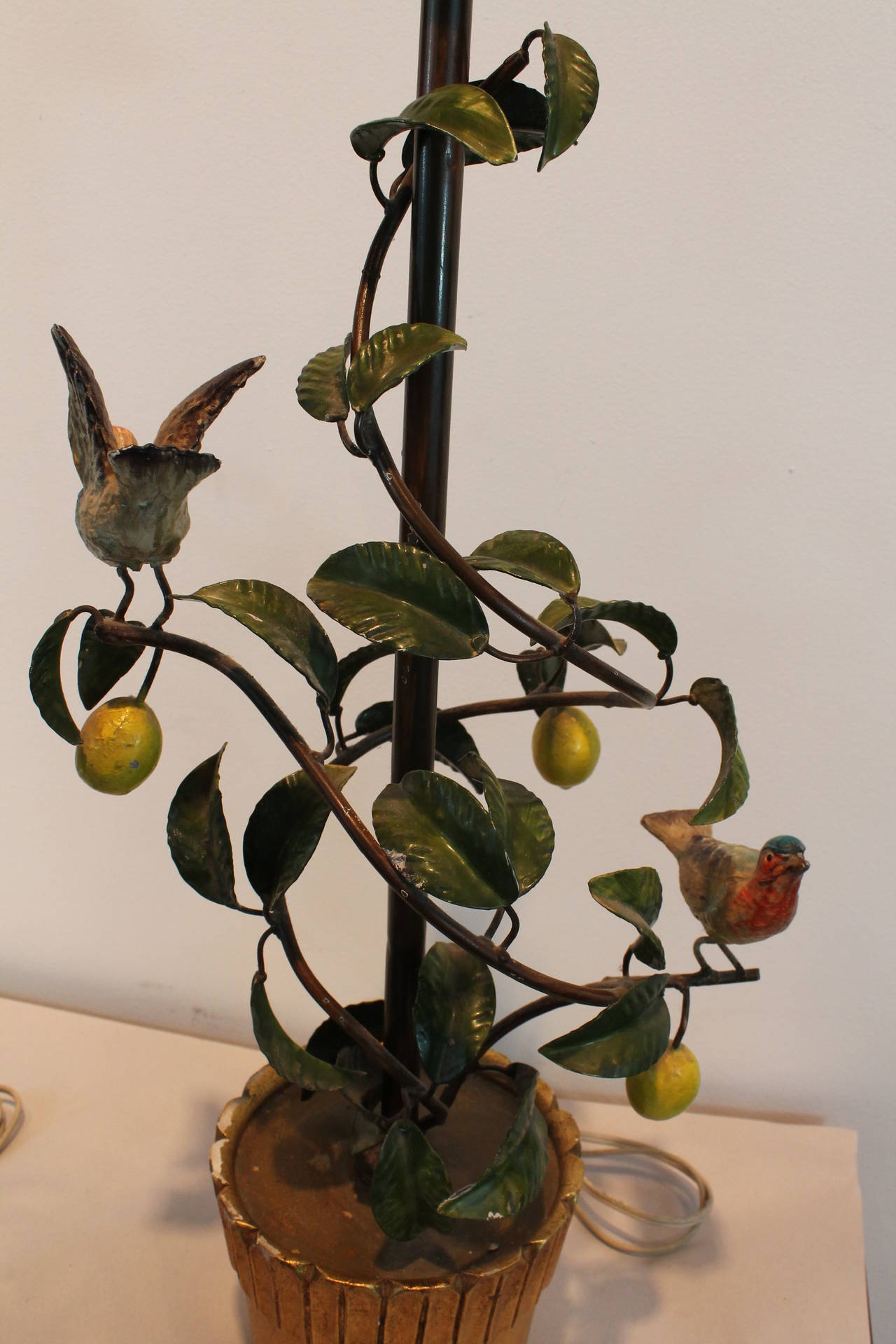 Pair of Italian Tole Birds in Lemon Tree Lamps 1