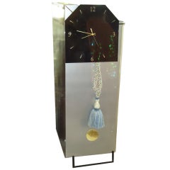 Elegant Herman Miller Mid-Century Modern Lucite Wall Clock