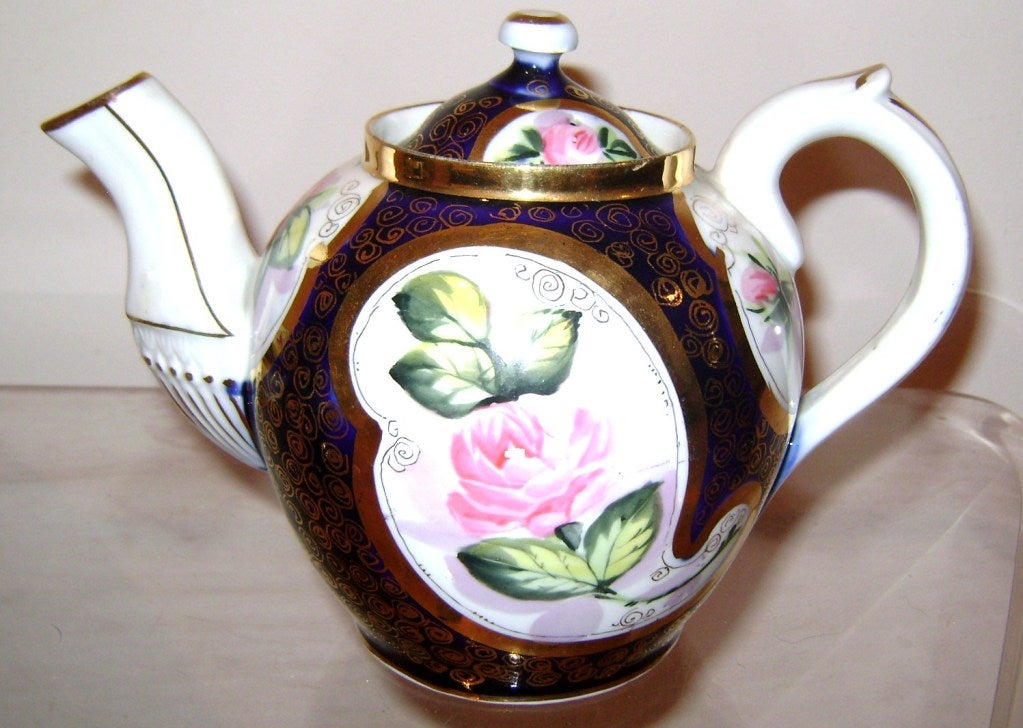Antique 19 th c Russian Kuznetsov Porcelain Cobalt and Gold Tea Service For Sale 2