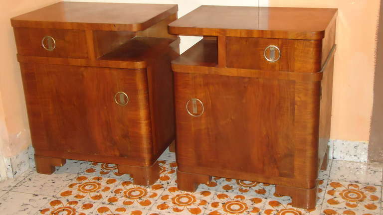 Pair of Art Deco 1920 Nightstands