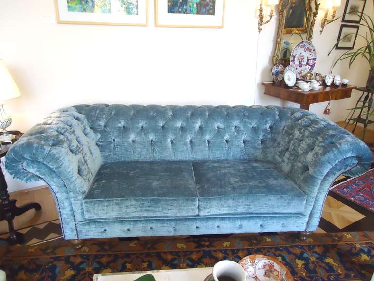 Most Elegant Blue Velvet Chesterfield Sofa