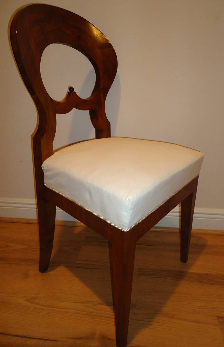 19th Century Classical Elegance- Pair of Austrian Walnut Biedermeier Chairs For Sale