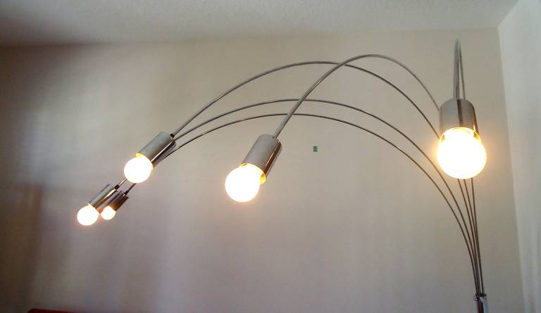 Mid-Century Modern Lampe de sol moderne du milieu du siècle à 5 bras en arc en vente