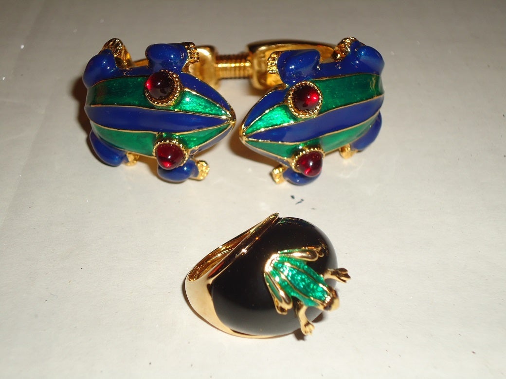 OFERTA -Fabuloso conjunto de rana vintage de Kenneth Jay Lane: pulsera y anillo