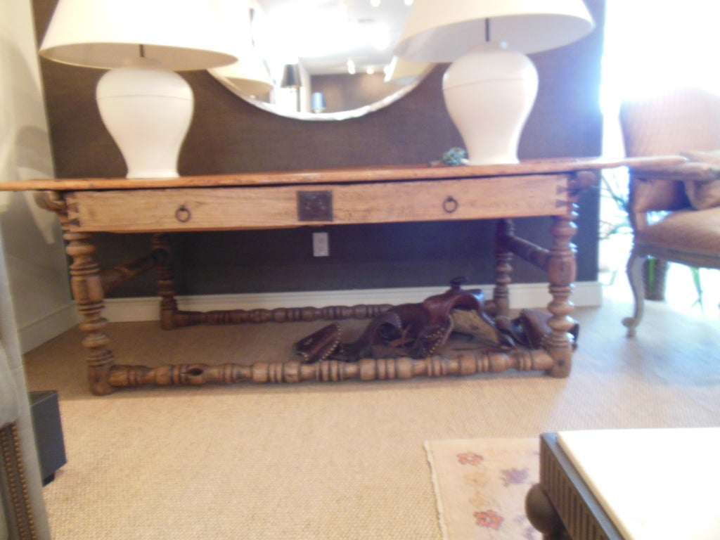 Sabino & Cedar Wood Hacienda Table