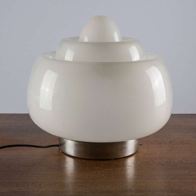 Beautiful Murano glass table lamp.
The round generous proportions of the piece show connctions with the work of Mazzega and Mangiarotti.