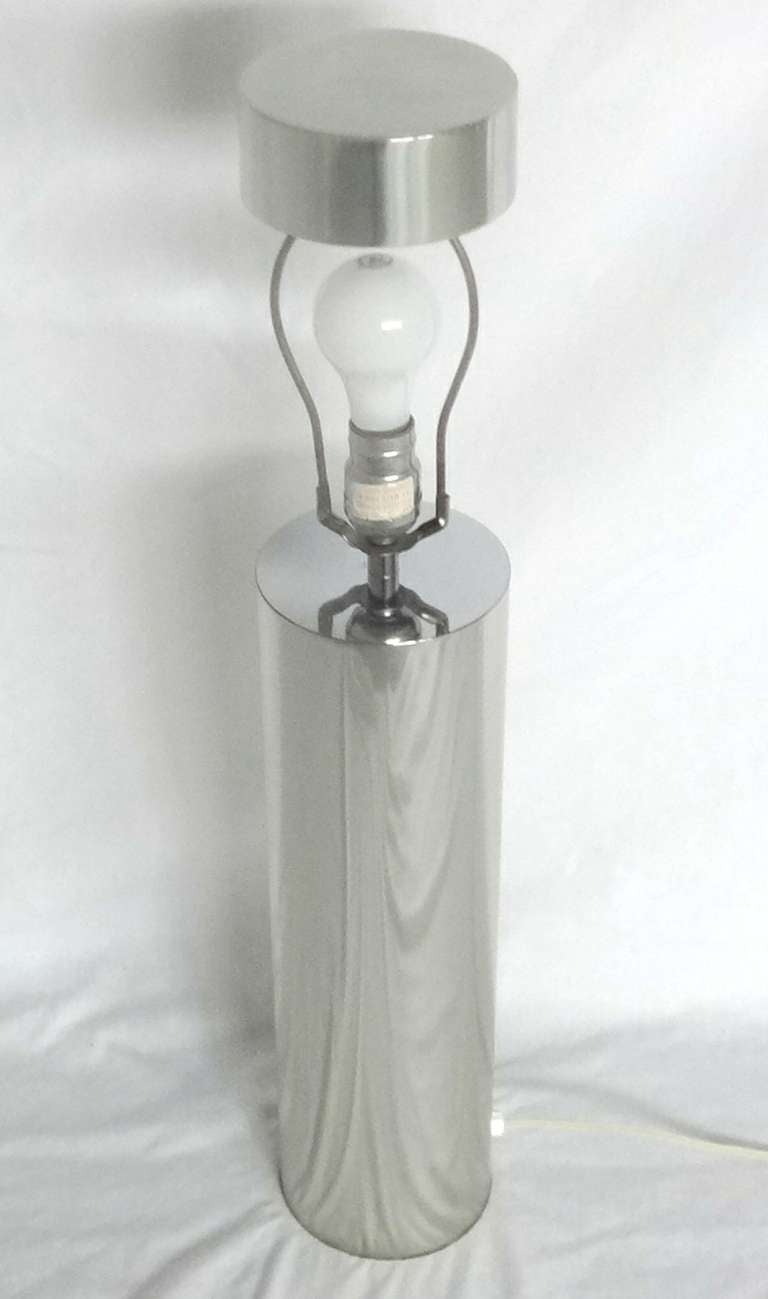 Mid-Century Modern Cylinder Lamp In Good Condition In Wayne, NJ
