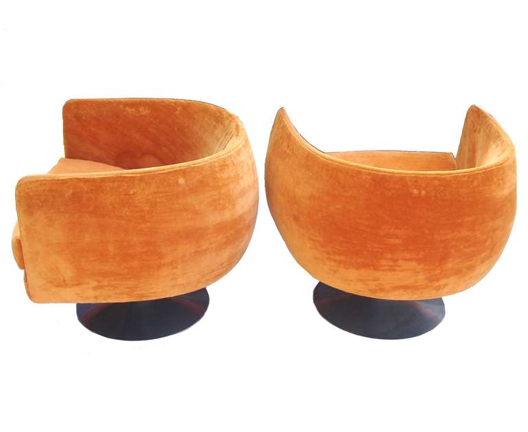 American Pair of Tulip Base Lounge Chairs by Craft Associates