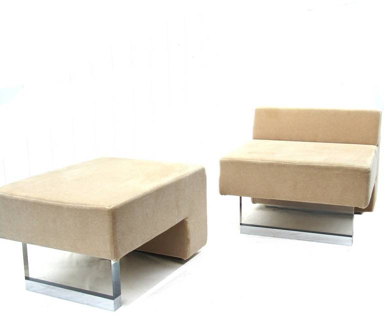 Modern Vladimir Kagan Sofa Omnibus Lounge Chair and Ottoman for Gucci