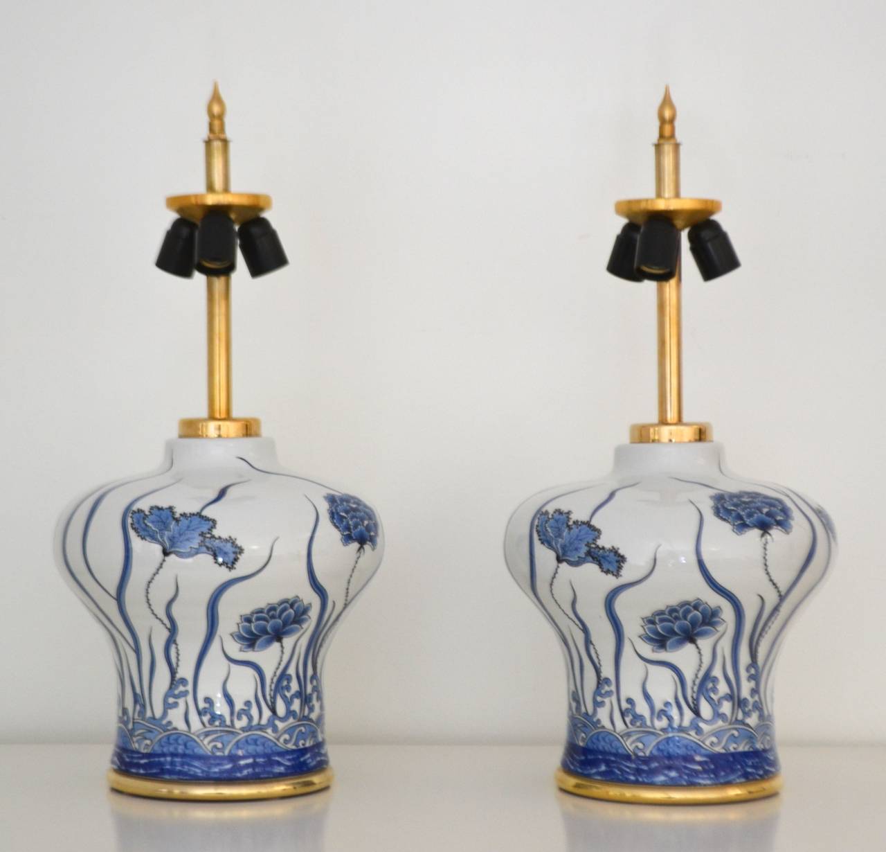 Hollywood Regency Pair of Porcelain Blue and White Table Lamps