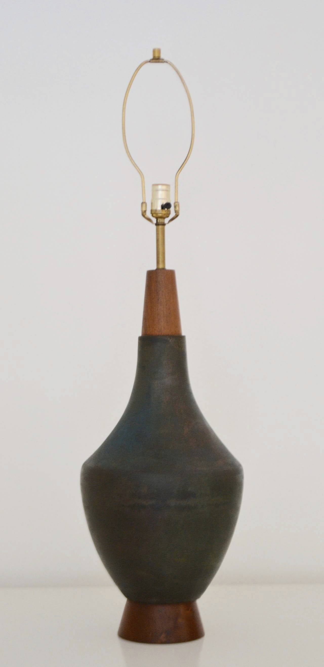 Italian Mid-Century Modern Ceramic Table Lamp