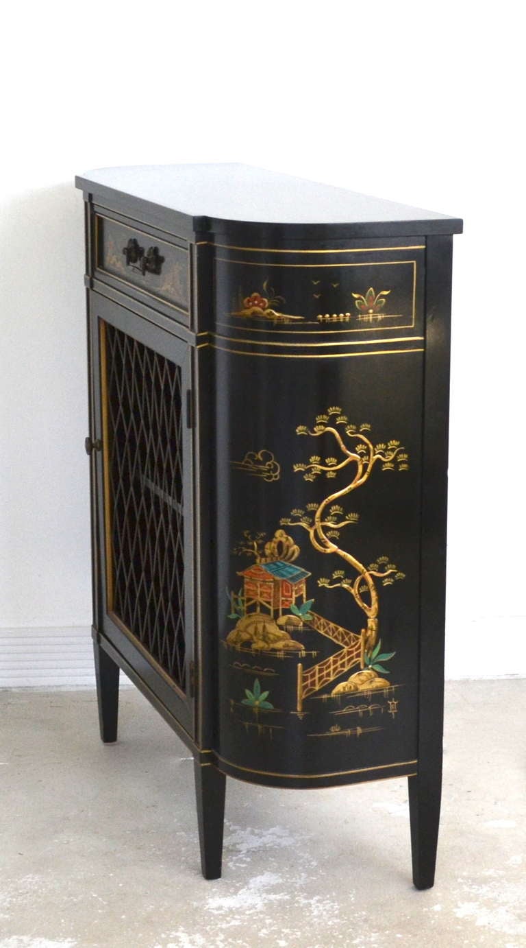Chinoiserie Decorated Black Lacquered Chest In Excellent Condition In West Palm Beach, FL