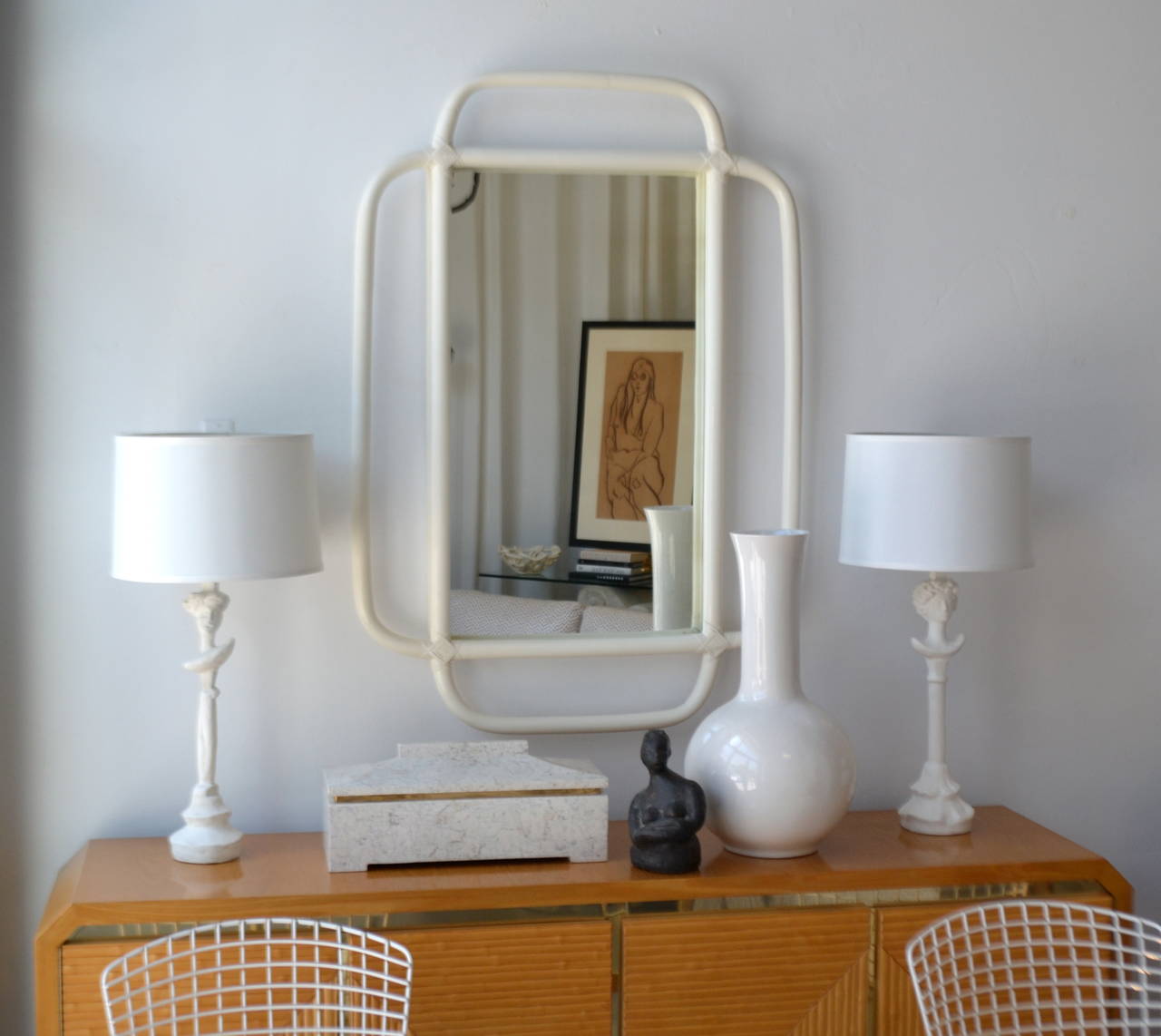 Striking pair of Mid-Century white painted plaster figural table lamps after Alberto and Diego Giacometti for Jean-Michel Frank in original good condition, circa 1950s-1960s. Shades not included.
Measurements:
Overall 30