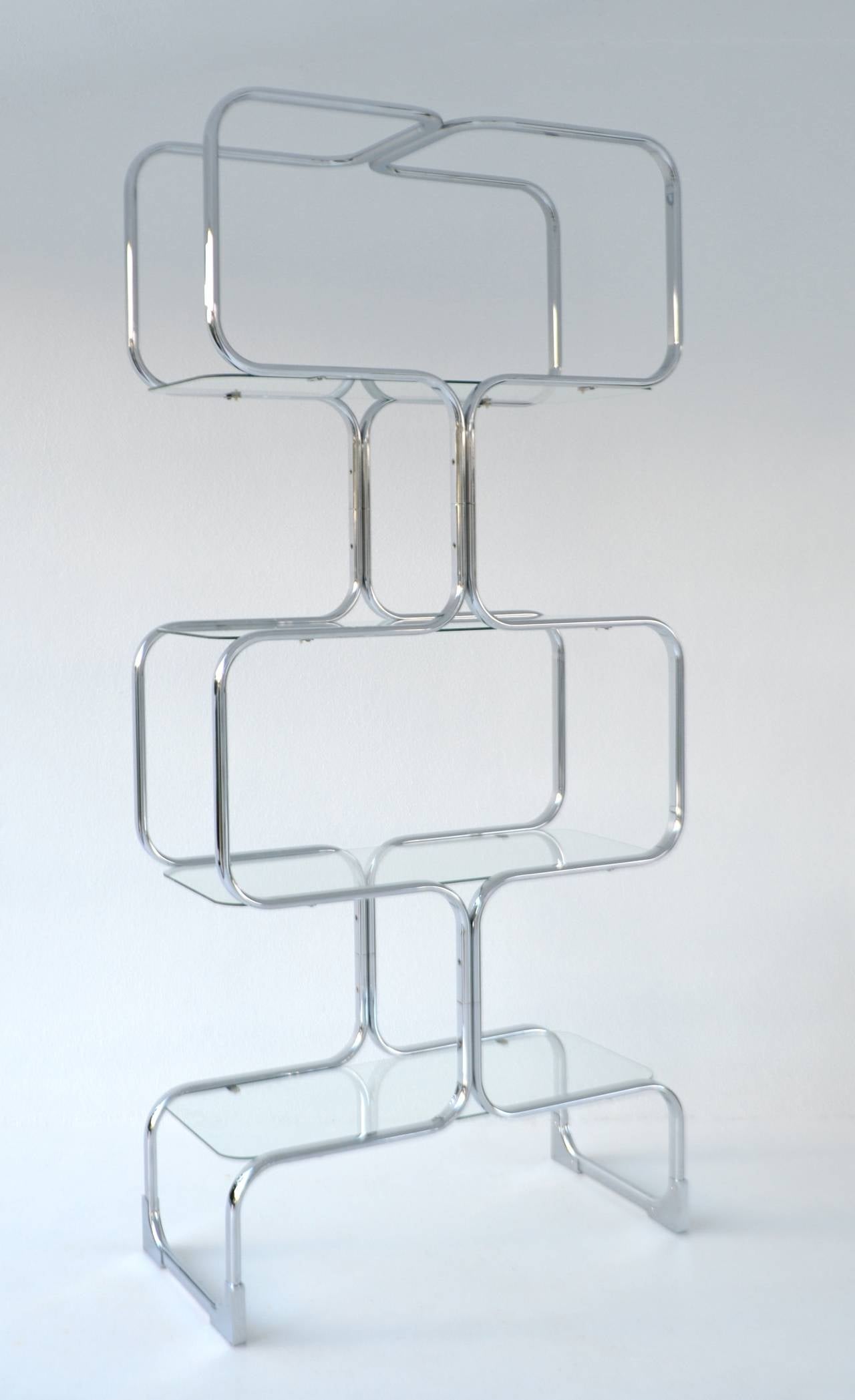 Italian Chrome and Glass Post-Modern Etagere In Excellent Condition In West Palm Beach, FL