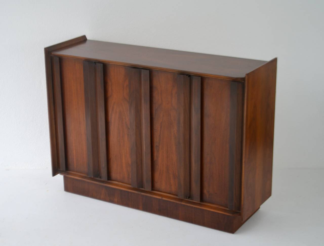 Mid Century Modern Walnut and Rosewood Hall Cabinet 5