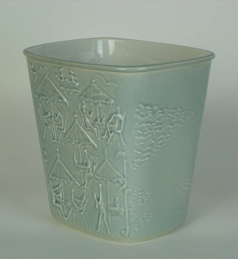 A 1950's Porcelain Ice Bucket By Carl-harry Stahlane For Rorstrand In Excellent Condition For Sale In Janvry, Essonne