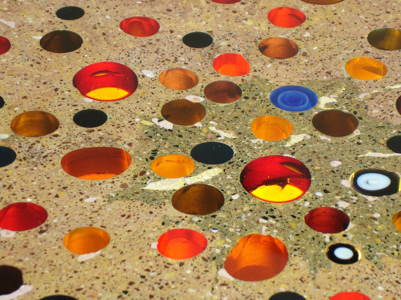 Table basse en mosaïque de verre de Paul Becker 2