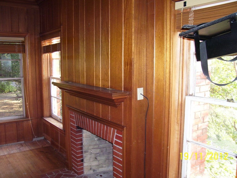 Aged Hardwood Flooring and Panelling, Texas c. 1946 In Excellent Condition In Princeton, NJ