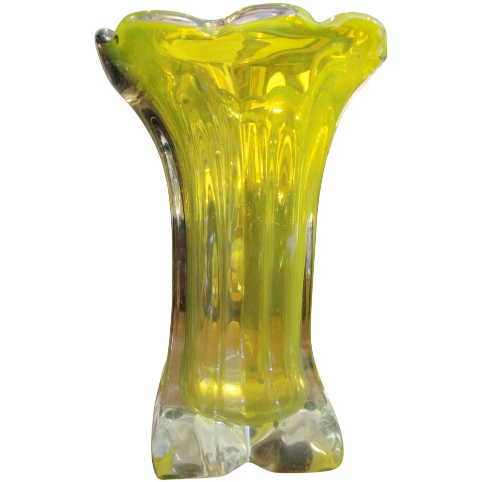 Awata Hisatoshi Japanese Blown Glass Vase