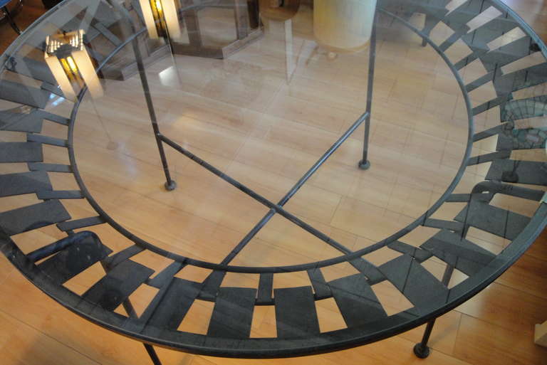 Salterini Cubist Iron Circular Dining Table In Good Condition In Fulton, CA