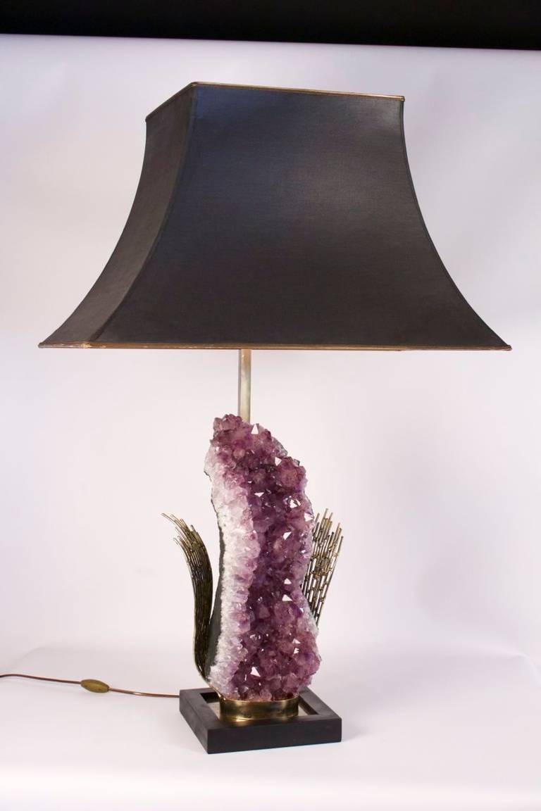 Fantastic lamp signed Jacques Duval-Brasseur
with amethyst
High with shade : 40 x 65 x 100 cm
Shade