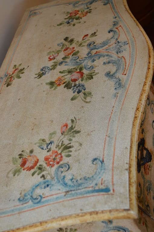 Louis XV Style Hand Painted Commode In Excellent Condition In Oakville, ON