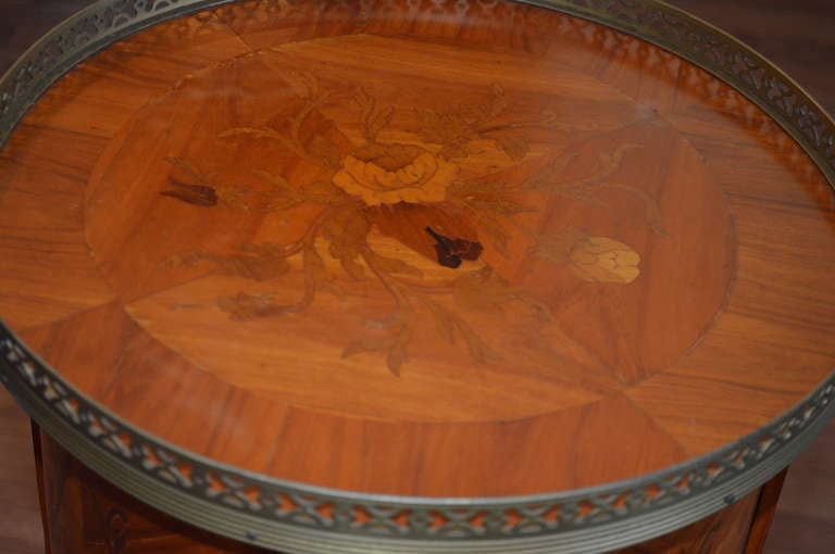 Pair of Louis XV style inlay round side tables 1