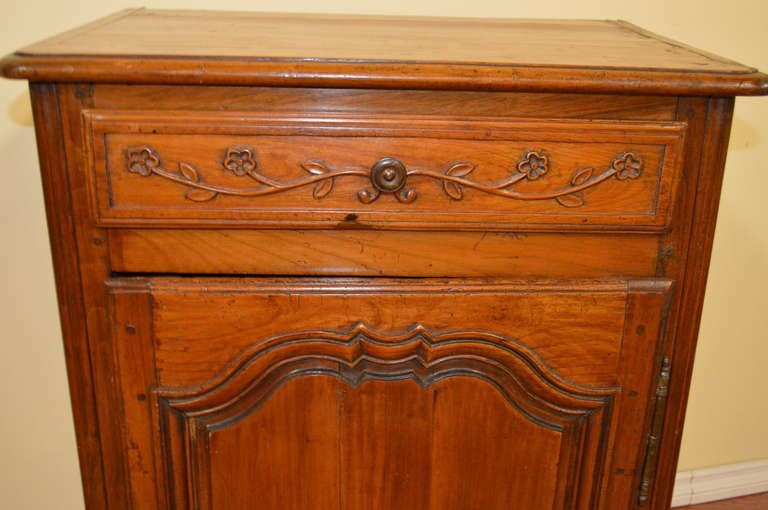 Louis XV Style Confiturier Cabinet (Jam Cupboard) In Good Condition In Oakville, ON