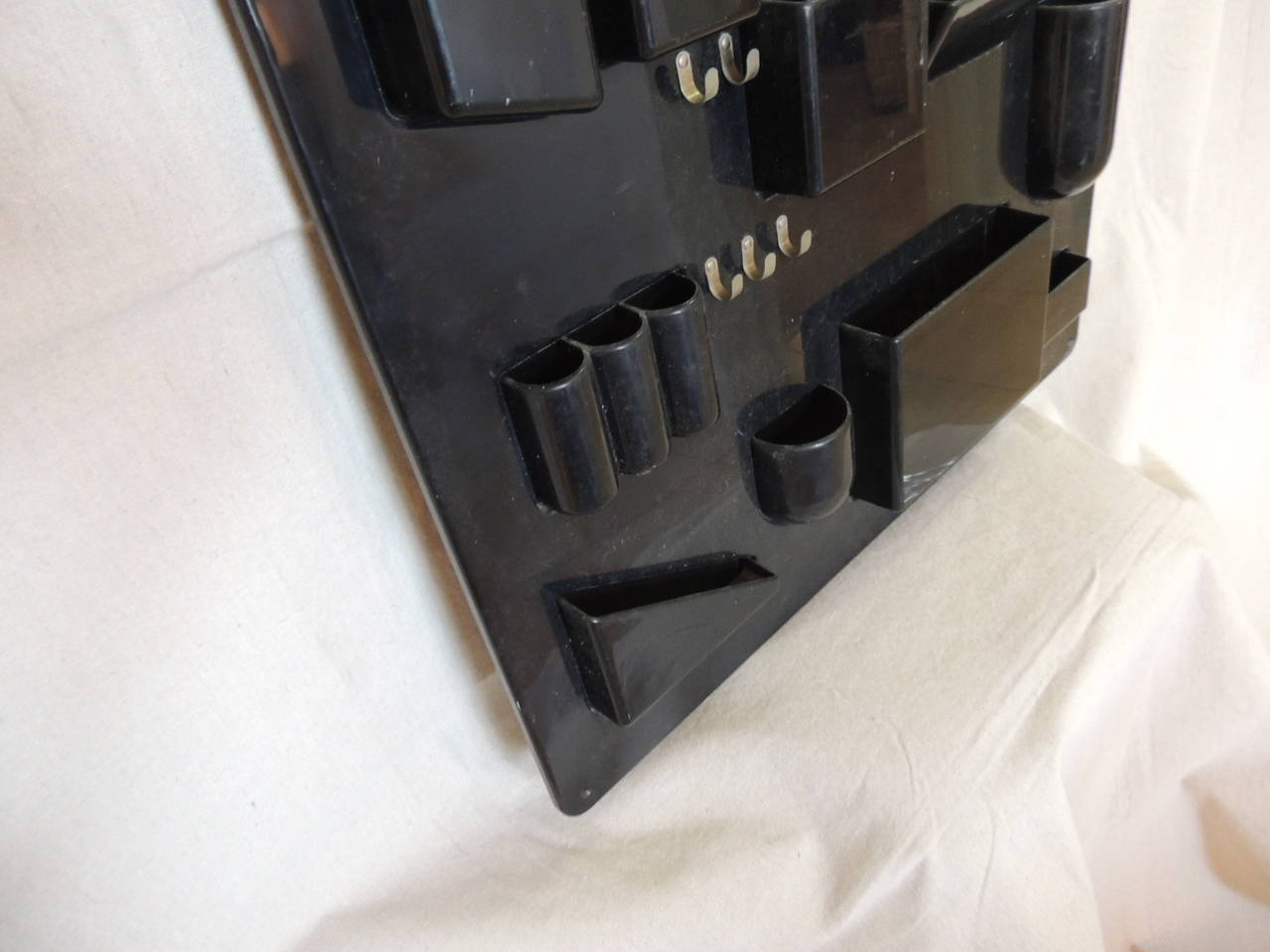 vitra wall organizer