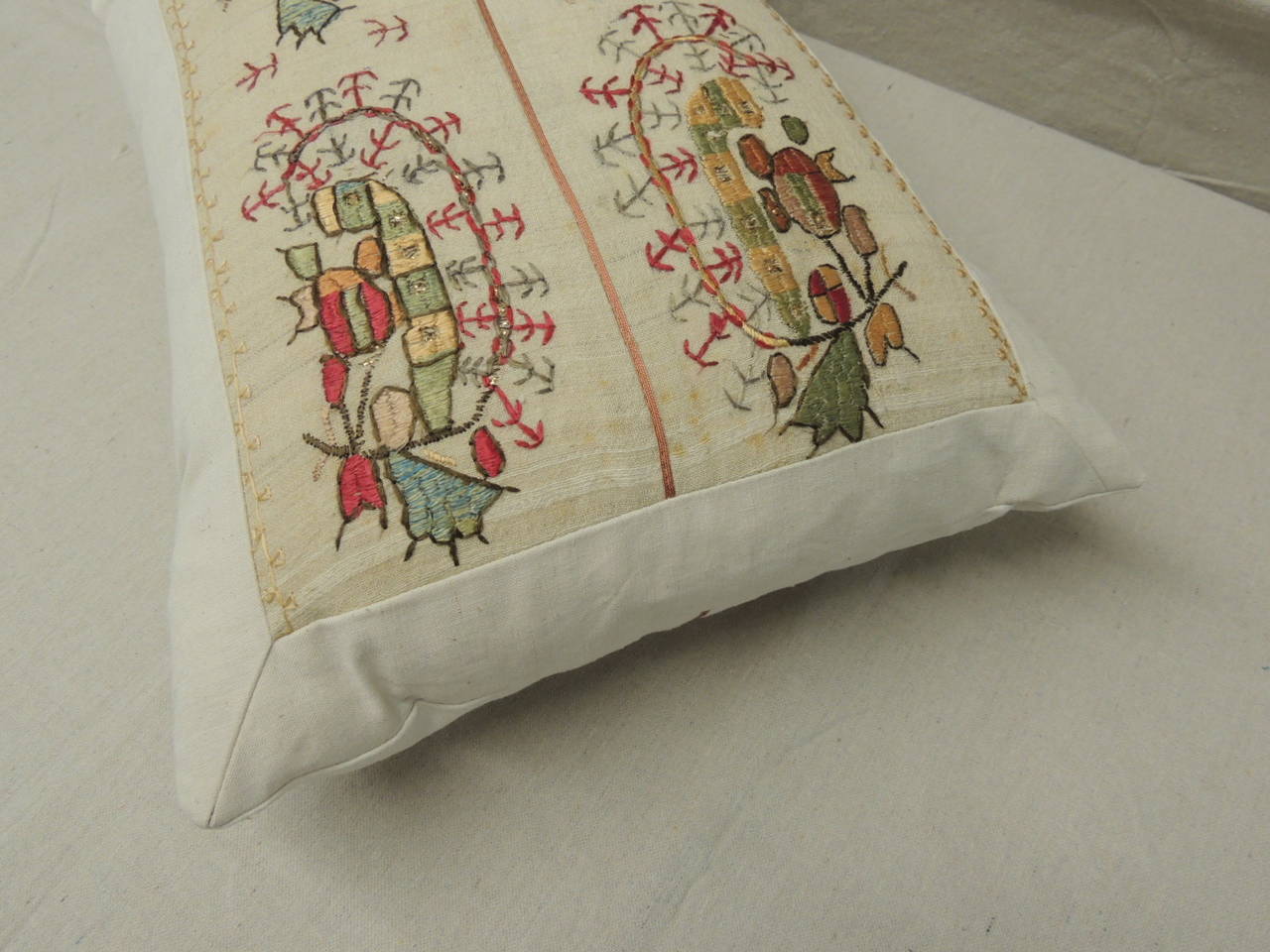 Paisley Turkish Embroidery Lumbar Pillow In Excellent Condition In Oakland Park, FL