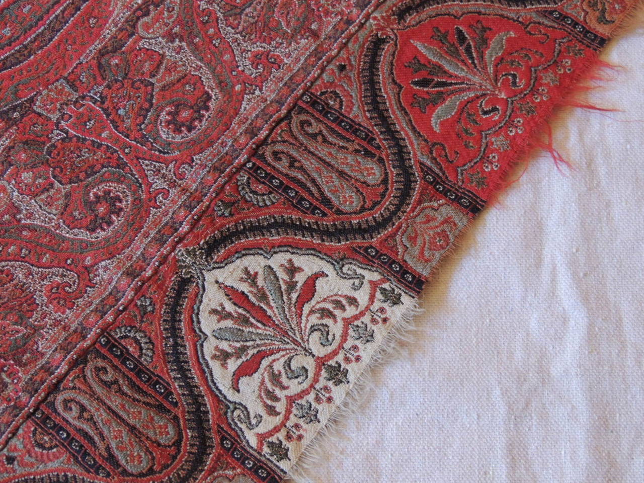 19th Century Kashmir Paisley Shawl Tapestry In Good Condition In Oakland Park, FL