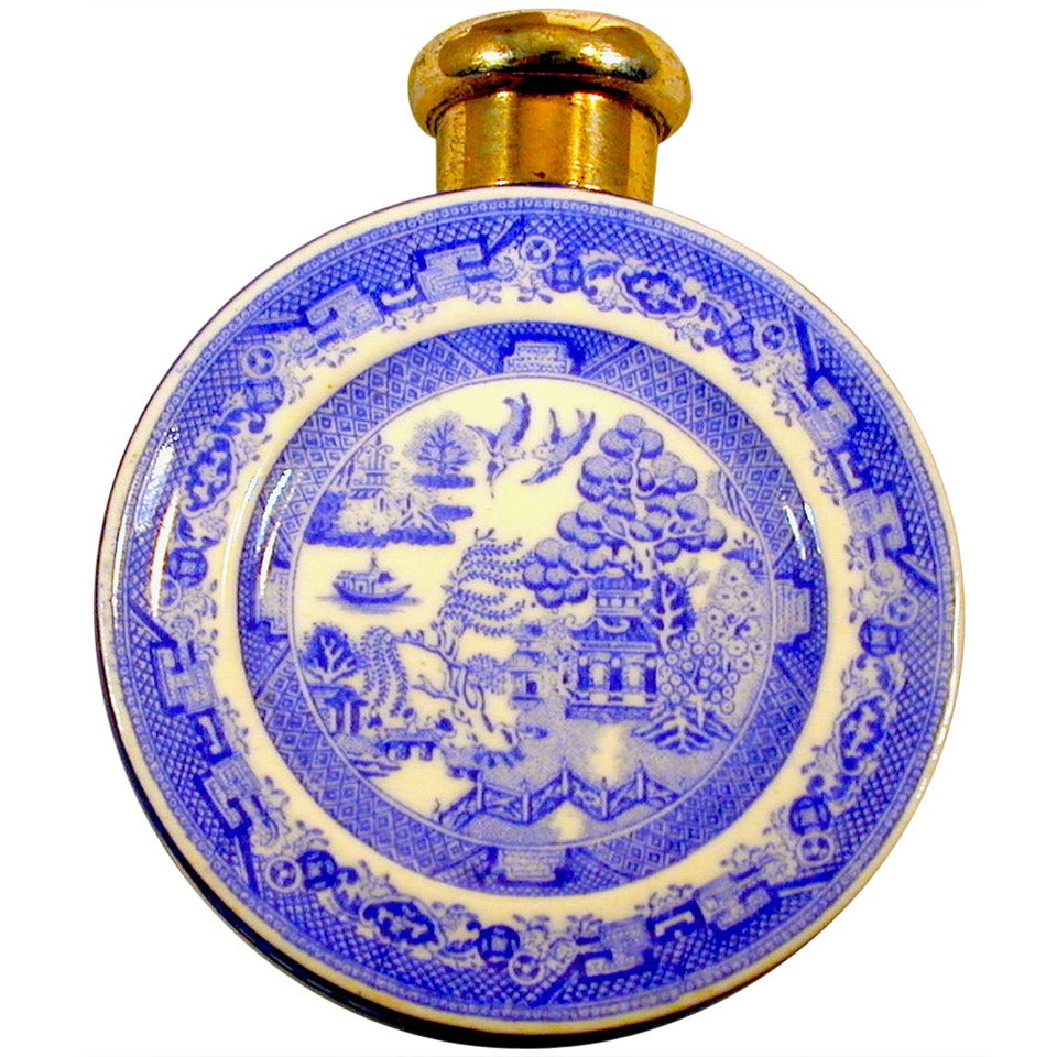 Antique Scent Bottle in Blue Willow Pattern For Sale