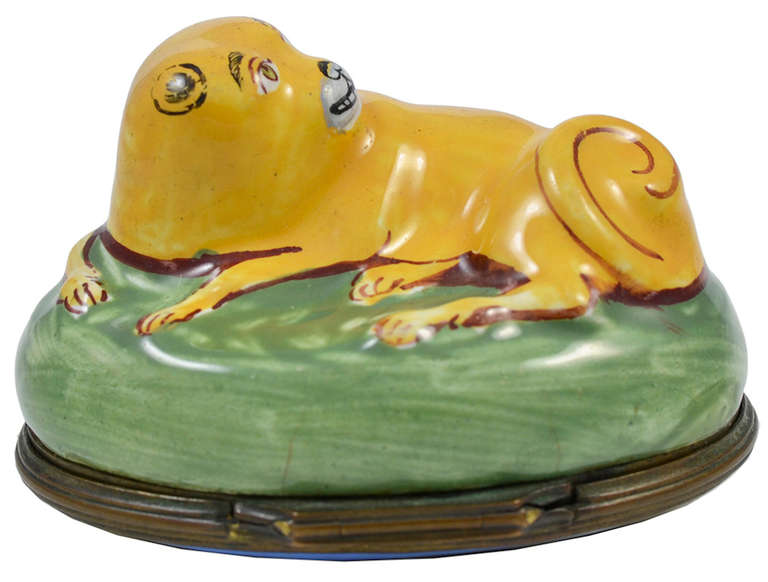 Antique Bilston Enamel Box of a Pug In Excellent Condition In Baltimore, MD