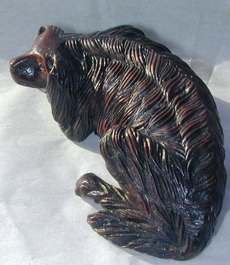 Antique Dog Figural Snuff Box In Excellent Condition In Baltimore, MD