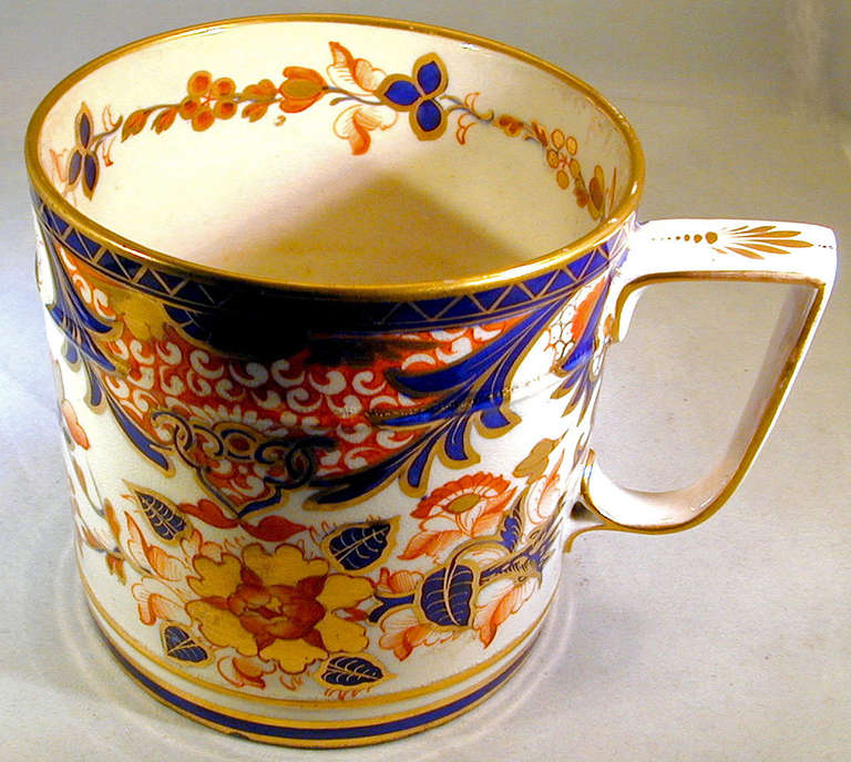 Tasse à porteur en porcelaine Derby ancienne, motif 