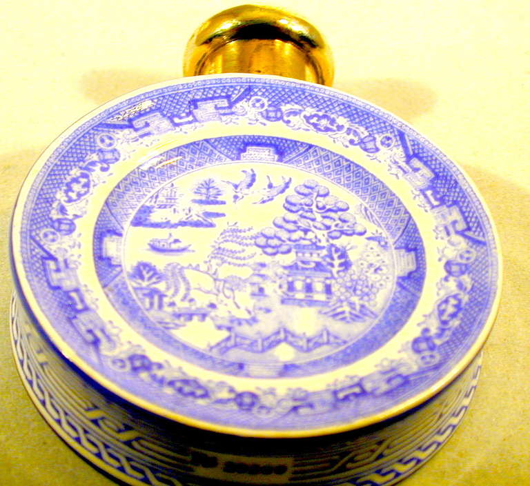 19th Century Antique Scent Bottle in Blue Willow Pattern For Sale