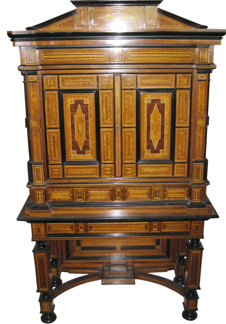 A Highly Impressive Multi-  Wooded Inlaid Chest on Stand.  In Excellent Condition For Sale In New York, NY