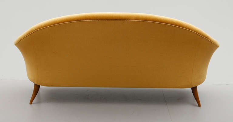 Graceful Paradiset Sofa 3-seater by Kerstin Horlin Holmquist upholstered in it's original excellently preserved yellow silk velvet.
The shape and lines of this ergonomically correct molded foam core sofa are more than elegant.
The Paradiset sofa